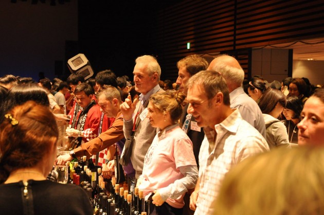 10828102_832043650152507_9178707172699378549_o